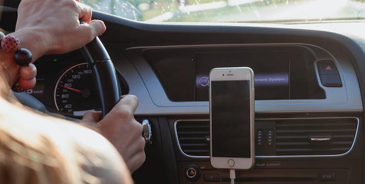 Benefits of In-Vehicle Safes for Rideshare Drivers