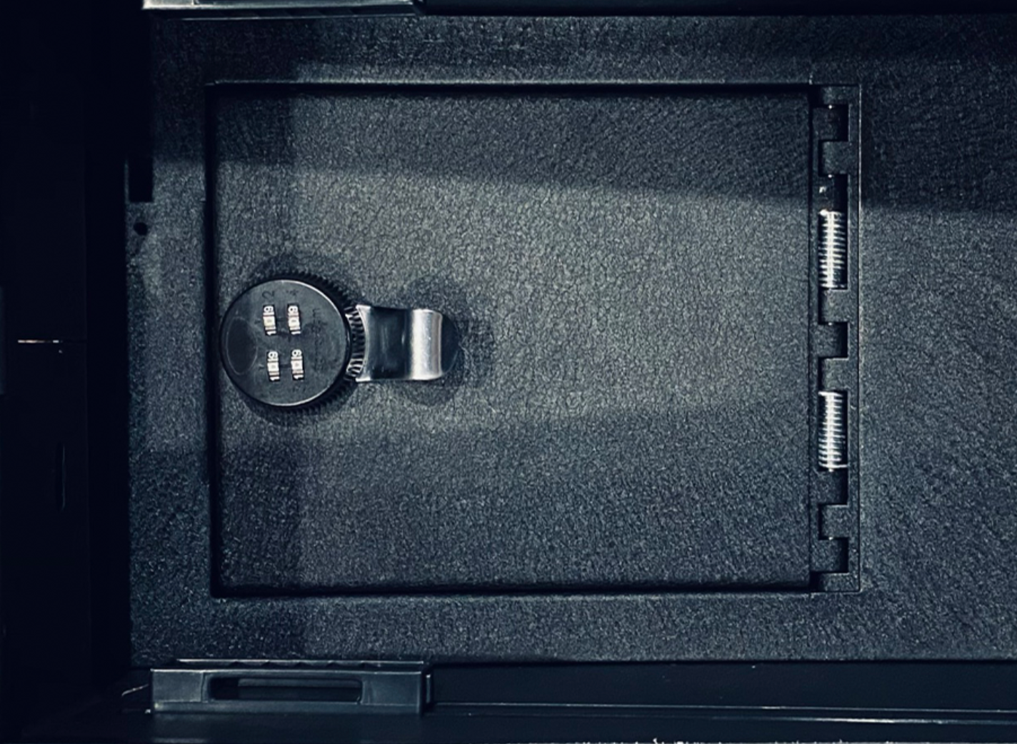 Features of Our Honda Ridgeline Center Console Safe