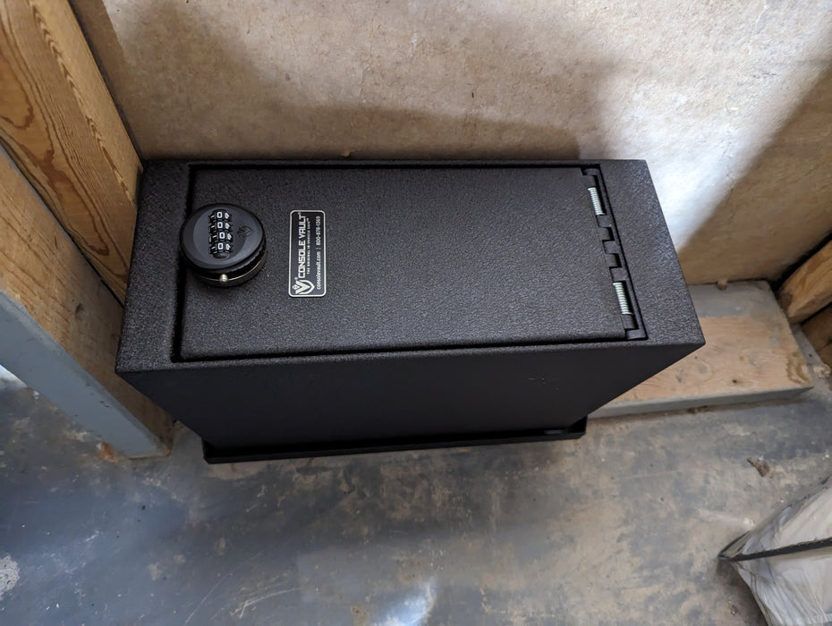 Universal Multi-Safe - Our Mounted Safe for Your Home