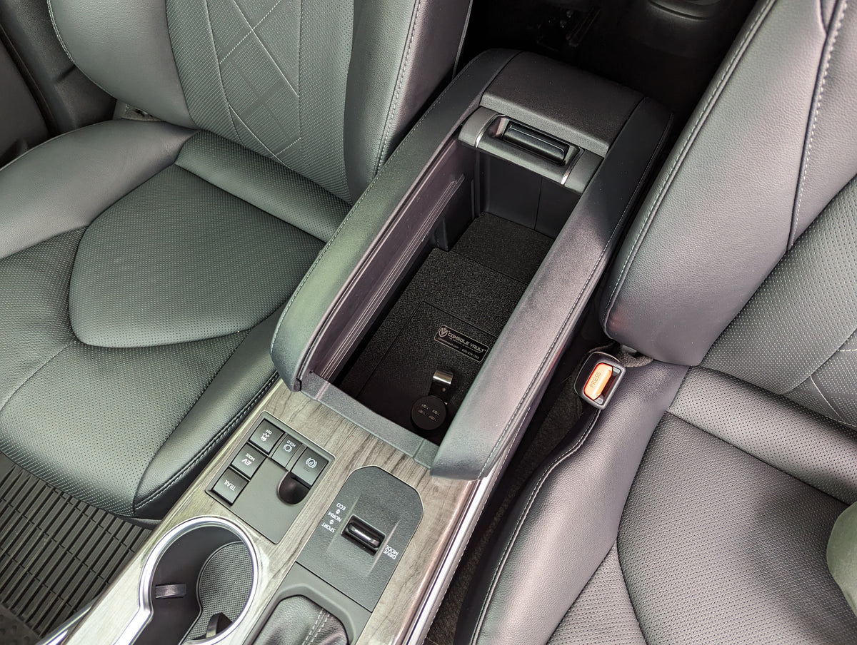 Toyota Highlander Center Console Car Safe: 2020 - 2026