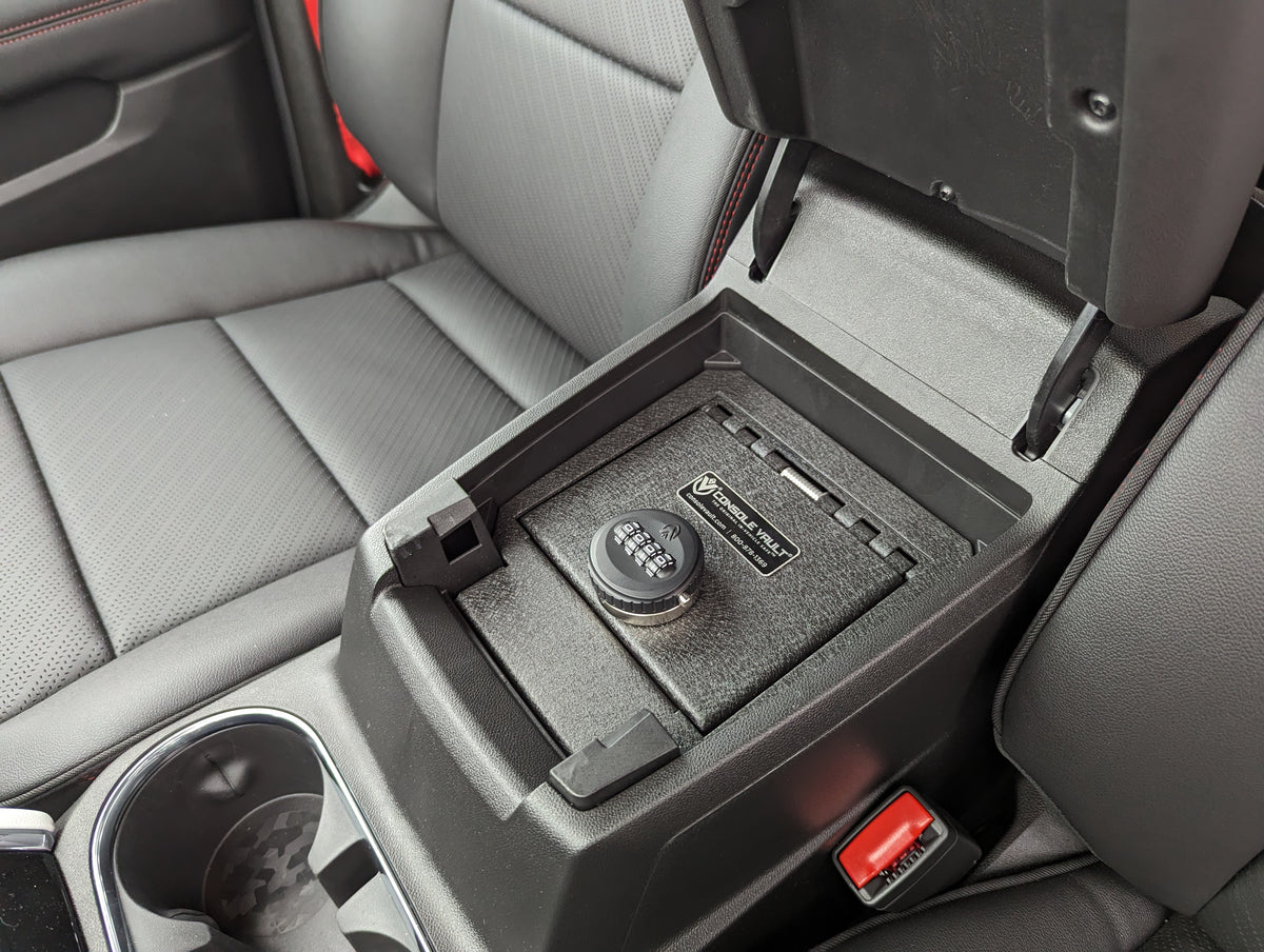 Chevrolet Colorado Full Floor Center Console Safe: 2023-2027