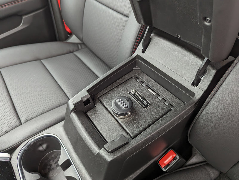 Chevrolet Colorado Full Floor Center Console Safe: 2023-2027